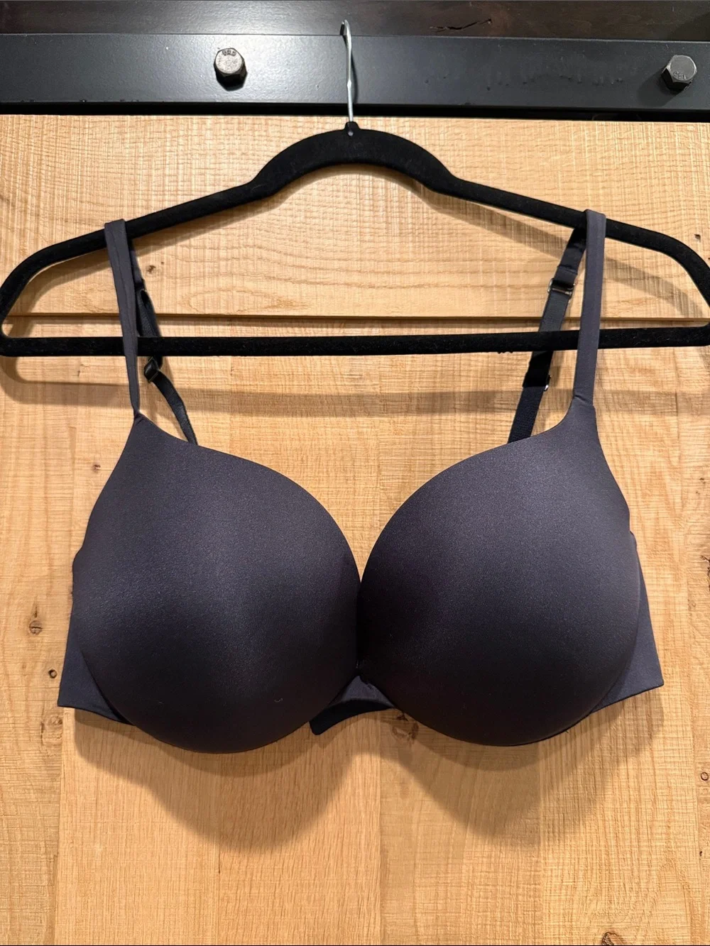 SKIMS Push-up Bra in Black
